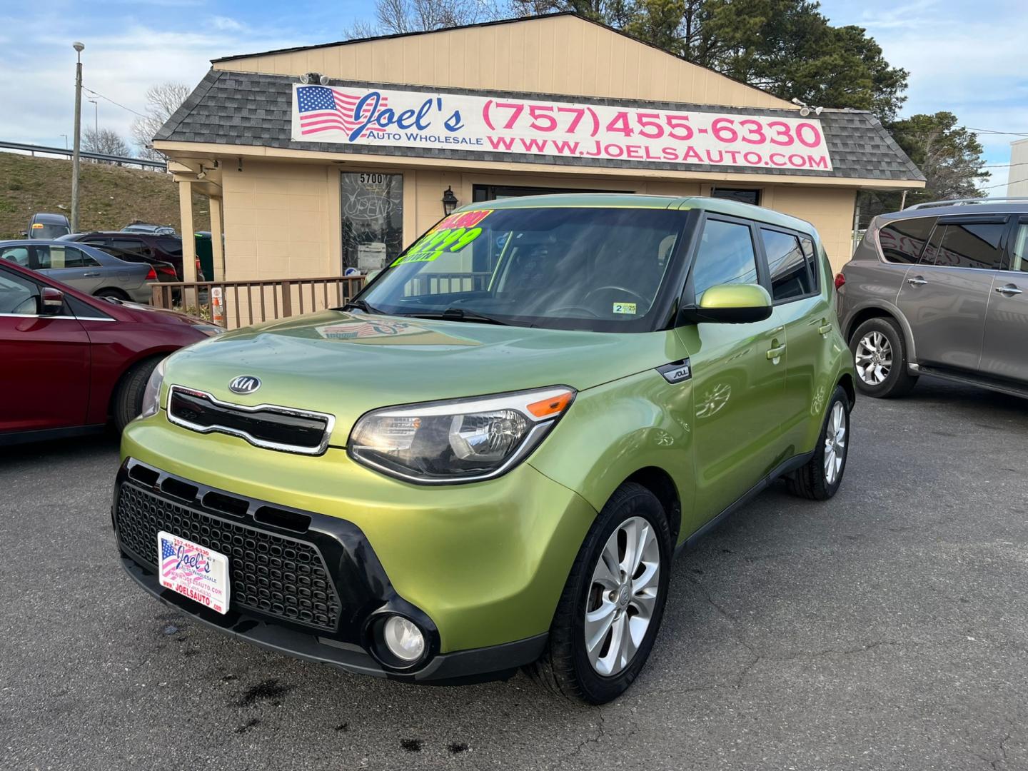 2016 Green /Black Kia Soul + (KNDJP3A5XG7) with an 4 Cylinder engine, Automatic transmission, located at 5700 Curlew Drive, Norfolk, VA, 23502, (757) 455-6330, 36.841885, -76.209412 - Photo#0